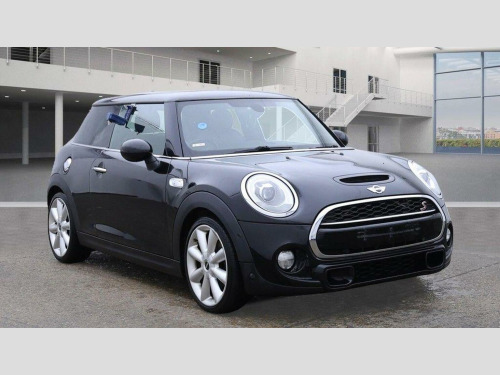 MINI Hatch  2.0 Cooper S Auto Euro 6 (s/s) 3dr