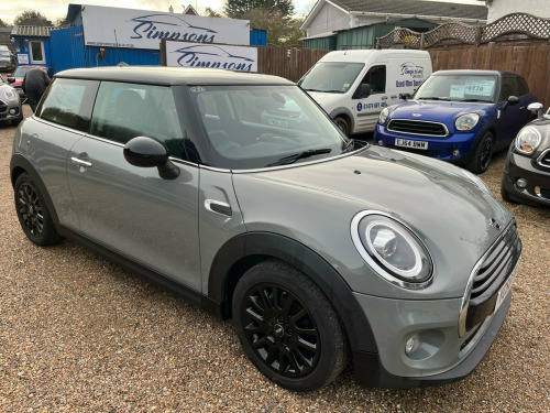 MINI Hatch  1.5 Cooper Euro 6 (s/s) 3dr
