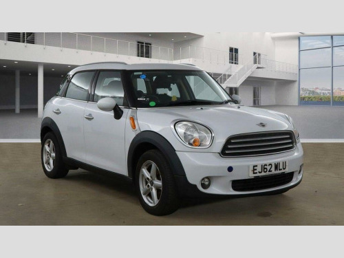MINI Countryman  1.6 Cooper Euro 5 (s/s) 5dr