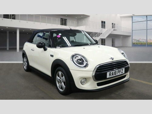 MINI Convertible  1.5 Cooper Euro 6 (s/s) 2dr 