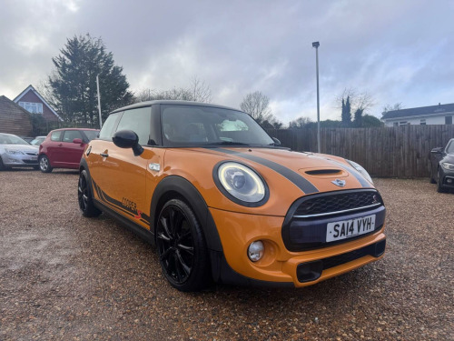 MINI Hatch  2.0 Cooper S Euro 6 (s/s) 3dr 
