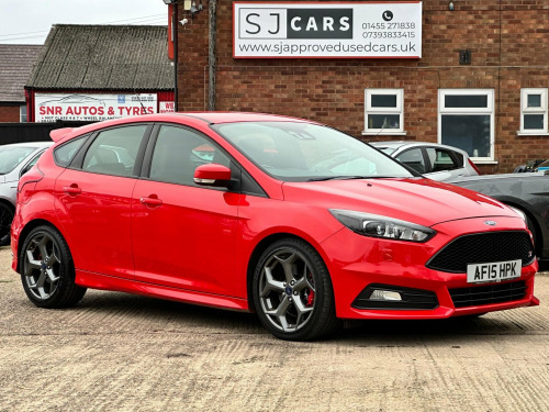 Ford Focus  2.0T EcoBoost ST-3 Euro 6 (s/s) 5dr