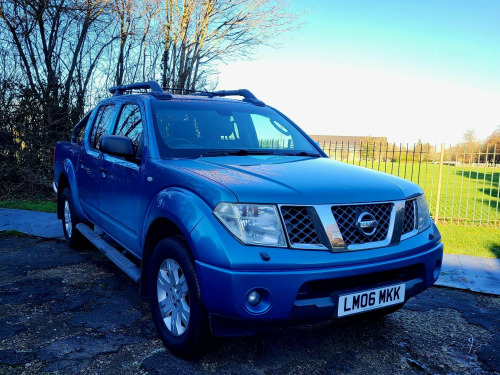 Nissan Navara  2.5 dCi Aventura 4dr