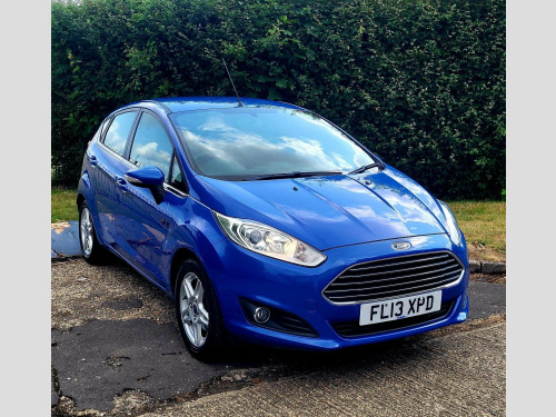 Ford Fiesta  1.5 TDCi Zetec Euro 5 5dr