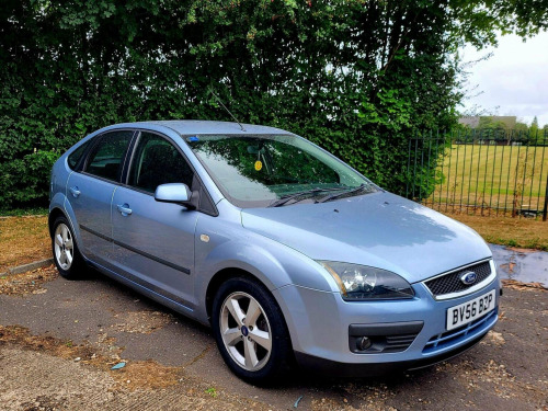 Ford Focus  1.6 Zetec Climate 5dr