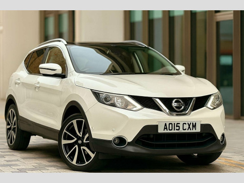 Nissan Qashqai  1.2 DIG-T Tekna 2WD Euro 5 (s/s) 5dr