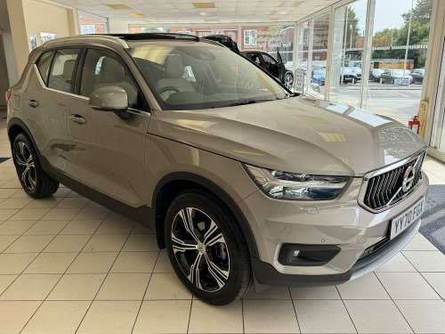 Volvo XC40  1.5 T3 Inscription Pro SUV 5dr Petrol Auto Euro 6 (s/s) (163 ps)