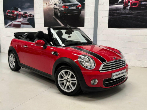 MINI Convertible  1.6 Cooper Auto Euro 5 2dr