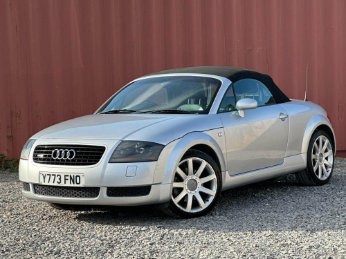 Audi TT  1.8T Roadster quattro 2dr