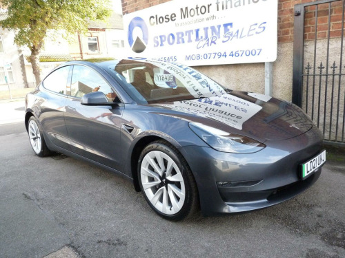 Tesla Model 3  (Dual Motor) Long Range Auto 4WDE 4dr 