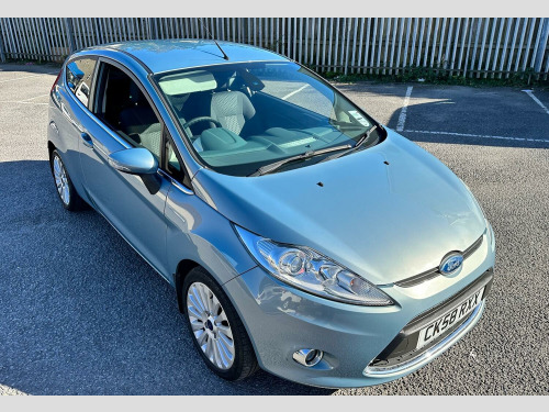 Ford Fiesta  1.6 TDCi Titanium