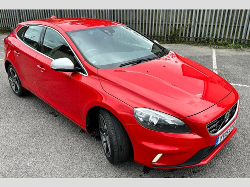 Volvo V40  1.6 R-Design T2 (120hp)