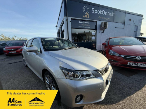Lexus CT 200h  1.8 200h Advance CVT Euro 5 (s/s) 5dr
