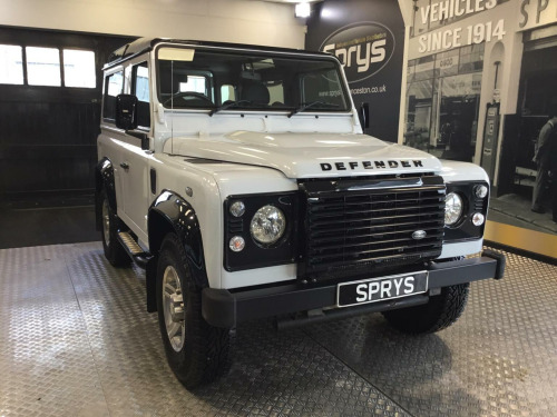 Land Rover 90  2.2 TDCi XS Station Wagon 4WD SWB Euro 5 3dr 