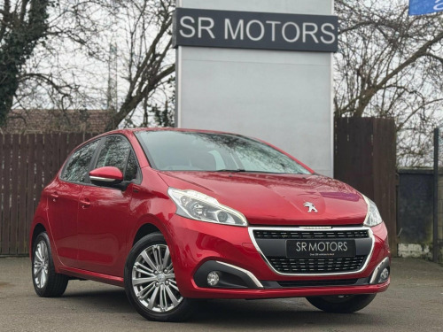Peugeot 208  1.2 PureTech Signature Euro 6 (s/s) 5dr