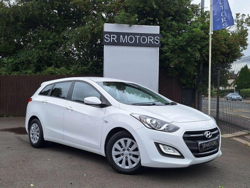 Hyundai i30  1.6 CRDi Blue Drive S Tourer Euro 6 (s/s) 5dr