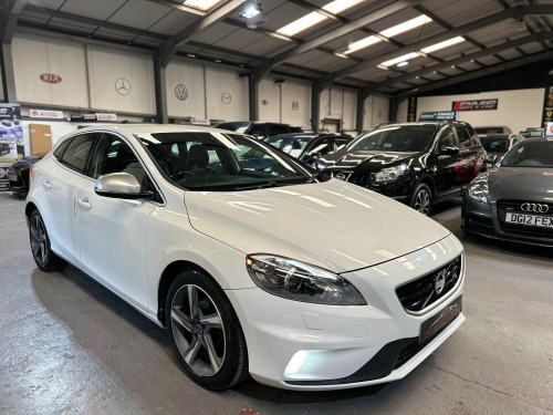 Volvo V40  1.6 D2 R-Design Lux Nav Euro 5 (s/s) 5dr