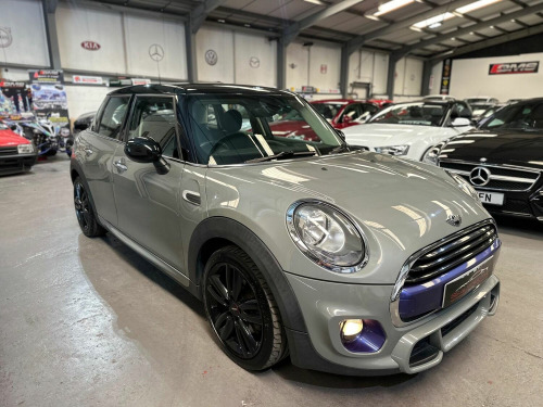 MINI Hatch  1.5 Cooper Euro 6 (s/s) 5dr