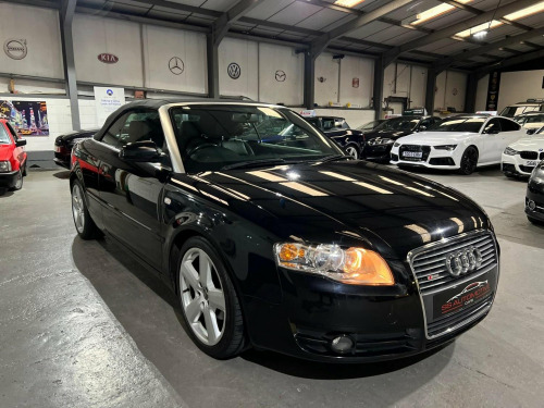 Audi A4 2.0 TDI S line 2dr