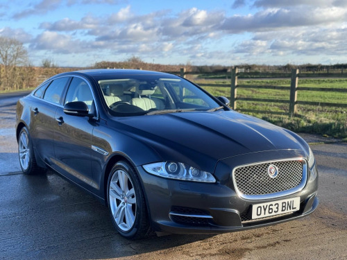 Jaguar XJ  3.0d V6 Premium Luxury Auto Euro 5 (s/s) 4dr