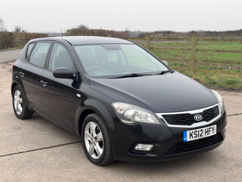 Kia ceed  1.6 CRDi 2 Euro 5 5dr