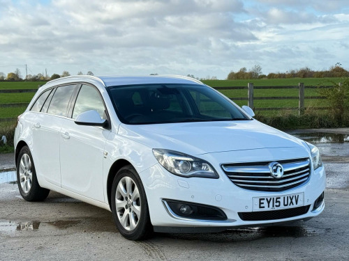 Vauxhall Insignia  2.0 CDTi ecoFLEX SRi Nav Sports Tourer Euro 5 (s/s) 5dr
