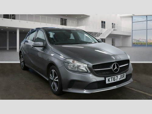 Mercedes-Benz A-Class A180 1.6 A180 SE 7G-DCT Euro 6 (s/s) 5dr 
