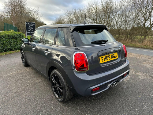 MINI Hatch  2.0 Cooper S Classic Steptronic Euro 6 (s/s) 5dr