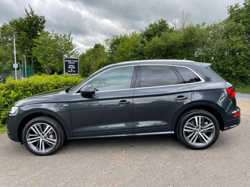 Audi Q5  2.0 TFSI S line S Tronic quattro Euro 6 (s/s) 5dr