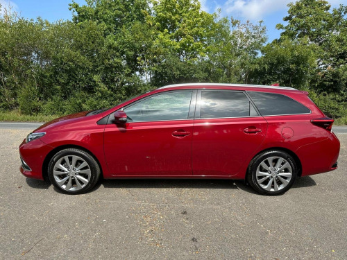 Toyota Auris  1.2 VVT-i Excel Touring Sports Euro 6 (s/s) 5dr