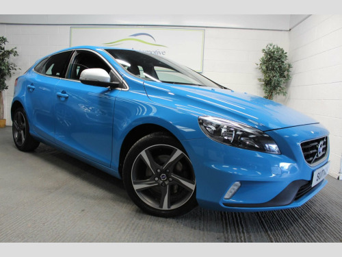 Volvo V40  2.0 D2 R-Design Euro 6 (s/s) 5dr