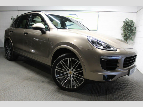 Porsche Cayenne  3.0 TD V6 TiptronicS 4WD Euro 6 (s/s) 5dr