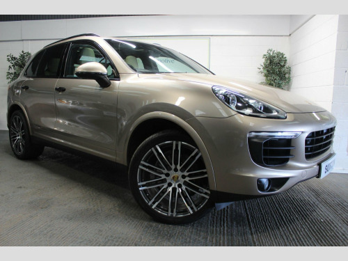 Porsche Cayenne  3.0 TD V6 TiptronicS 4WD Euro 6 (s/s) 5dr