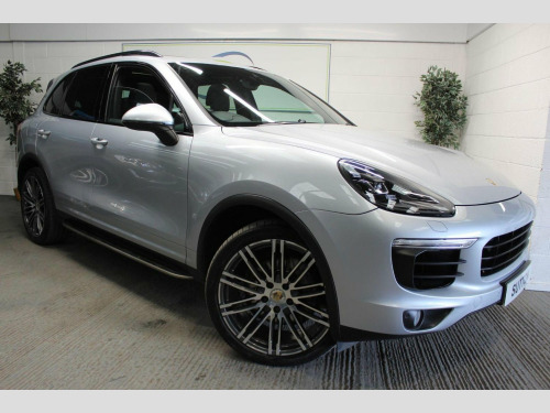 Porsche Cayenne  3.0 TD V6 TiptronicS 4WD Euro 6 (s/s) 5dr