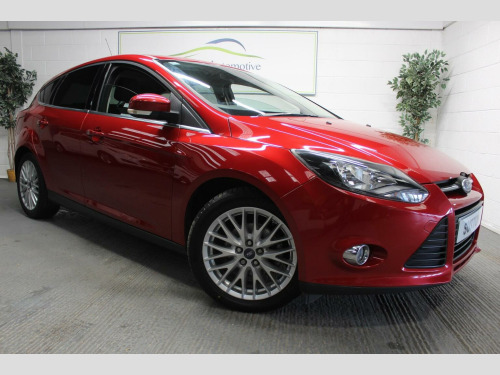 Ford Focus  1.0T EcoBoost Zetec Navigator Euro 5 (s/s) 5dr