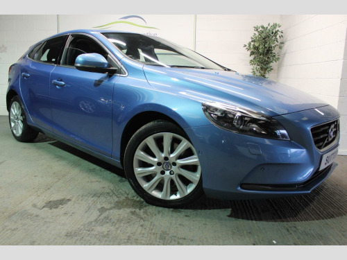 Volvo V40  2.0 D2 SE Lux Nav Auto Euro 6 (s/s) 5dr 