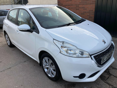 Peugeot 208  1.2 VTi Access+ Euro 5 5dr