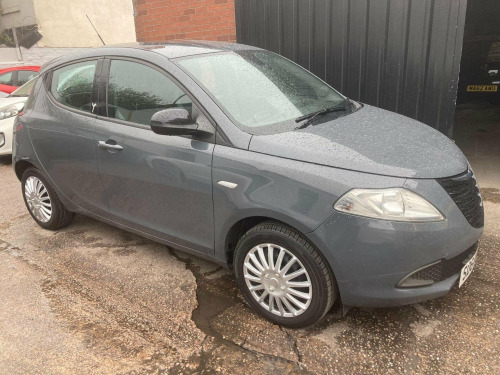 Chrysler Ypsilon  1.2 Silver Euro 6 5dr