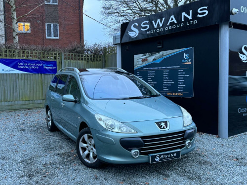 Peugeot 307  2006 Peugeot 307 1.6 HDi SE Diesel Manual 5 Door Estate Grey