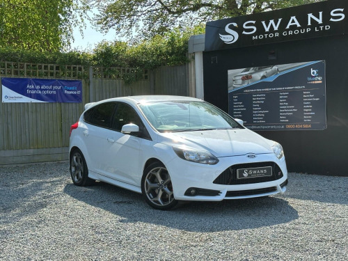 Ford Focus  2.0 T EcoBoost ST-2