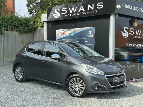 Peugeot 208  1.2 PureTech Allure