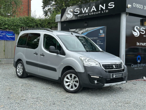 Peugeot Partner  1.2 PureTech Outdoor
