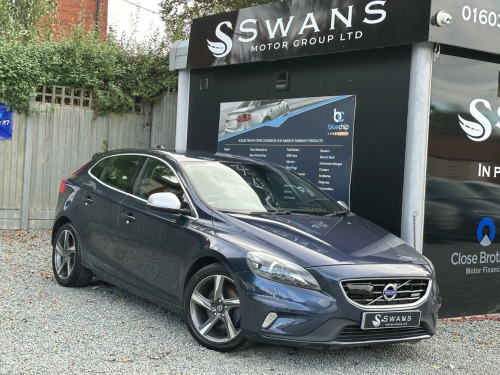 Volvo V40  1.6 R-Design Lux Nav T4 (180hp)