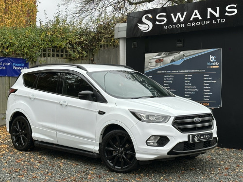 Ford Kuga  2018 Ford Kuga 1.5 EcoBoost ST-Line Petrol Manual 5 Door Hatchback White