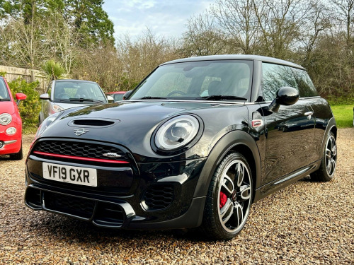 MINI Hatch  2.0 John Cooper Works Hatchback 3dr Petrol Steptronic Euro 6 (s/s) (231 ps)