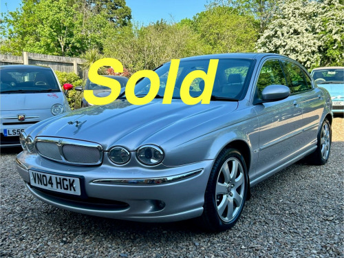 Jaguar X-TYPE  2.5 V6 SE Saloon 4dr Petrol Automatic (AWD) (244 g/km, 194 bhp)