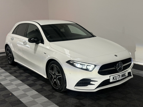 Mercedes-Benz A-Class A180 1.3 A180 AMG Line Edition 