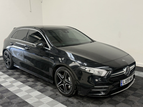 Mercedes-Benz A-Class  2.0 A35 AMG 