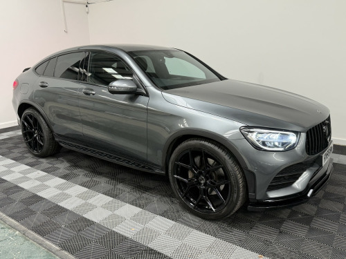 Mercedes-Benz GLC-Class  2.0 GLC220d AMG Line 
