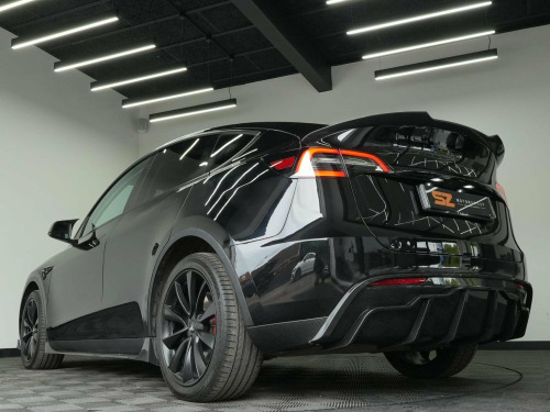 Tesla Model Y  (Dual Motor) Long Range Auto 4WDE 5dr